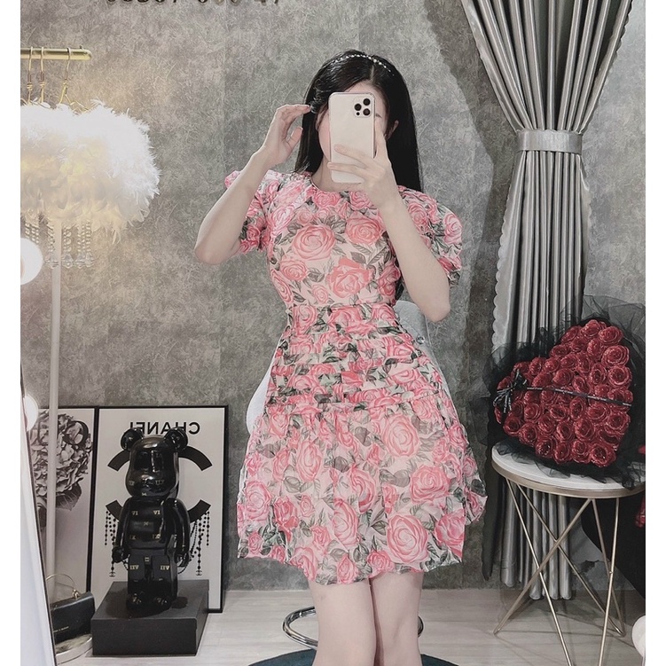 Đầm Hoa Hồng Đuôi Cá Nhún Siuu Cưng