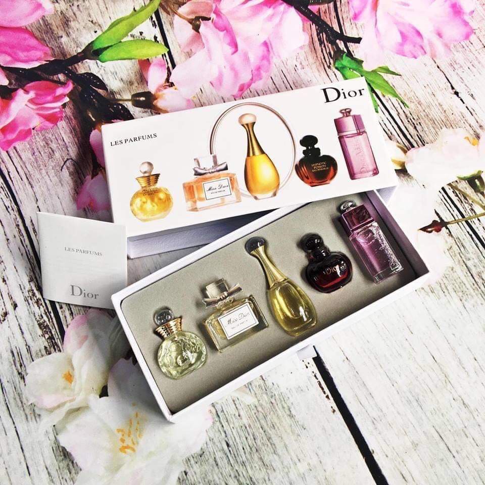 Quà 8-3 cho bạn gái - Set Nước Hoa Dior 5 Chai - Sang Trọng Tinh Tế | BigBuy360 - bigbuy360.vn