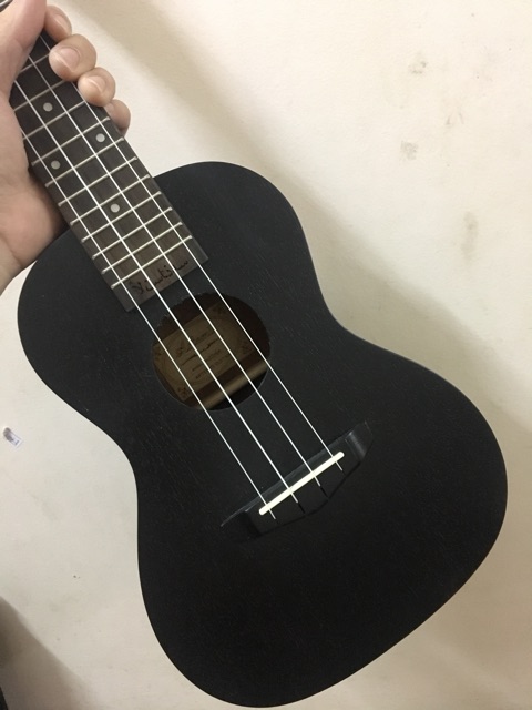 ĐÀN UKULELE CONCERT ARTEMIS MÀU ĐEN