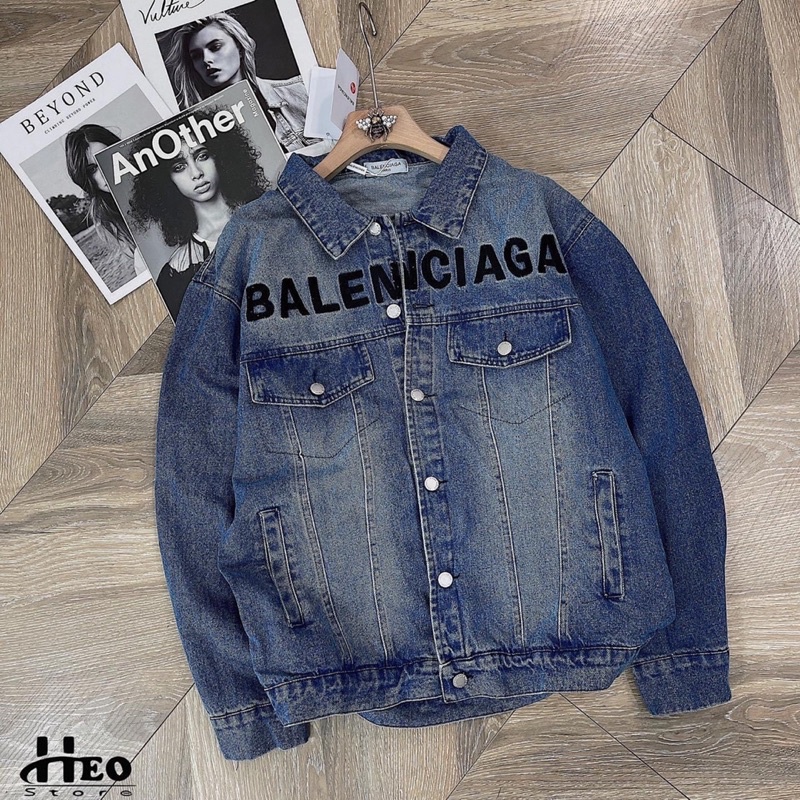Khoác Jean BALENCIAGA sành điệu