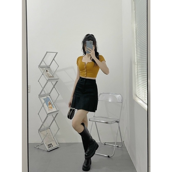 Áo croptop nữ tay ngắn HHVINTAGE kiểu bấm nút basic Top A27