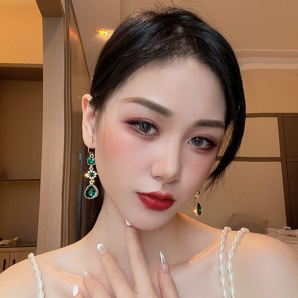 QQMALL Bông Tai Dáng Dài Đính Đá Phong Cách Retro Thời Trang Mùa Hè Cho Nữ