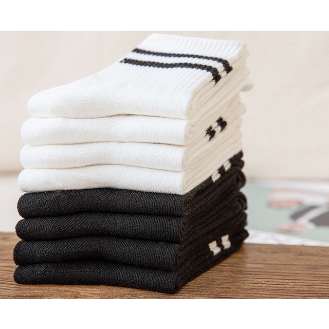 Vớ cotton Nữ trắng đen đơn giản kiểu truyền thống.