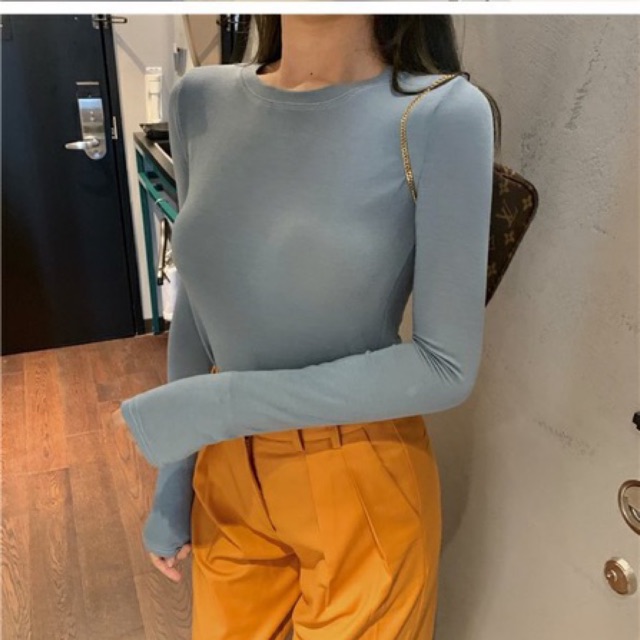 Áo thun cổ tròn dài tay