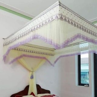 Màn ren lạnh màu vàng màn và kèm khung