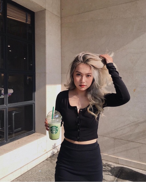 (ảnh thật 100%, hoả tốc)ÁO_CROPTOP_TAY_DÀI_NÚT_BẤM🥑
