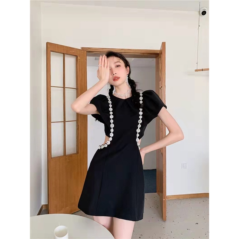 Đầm Đen Đính Đá Thời Trang Sang Trọng Phong Cách Phương Tây Cho Nữ