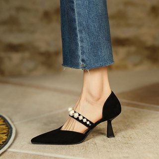French pure desire medium high heels, Baotou sandals, women's thin heels, pointy heels, hollow Baida, small fragrance, single shoes.