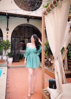 Đầm rớt vai