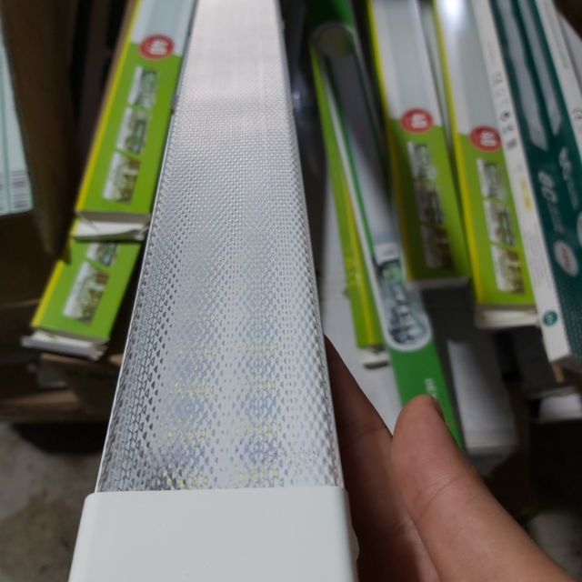 Tuýp led bán nguyệt đầu vuông 40w kawachi