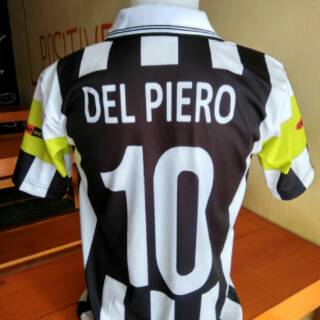 Juventus Retro Jersey 2001