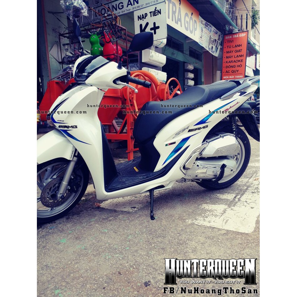 Tem rời AMG SH 2020 trắng, Chất liệu CROM sáng bóng. Thay đổi màu sắc/ đời xe / kích thước theo yêu cầu