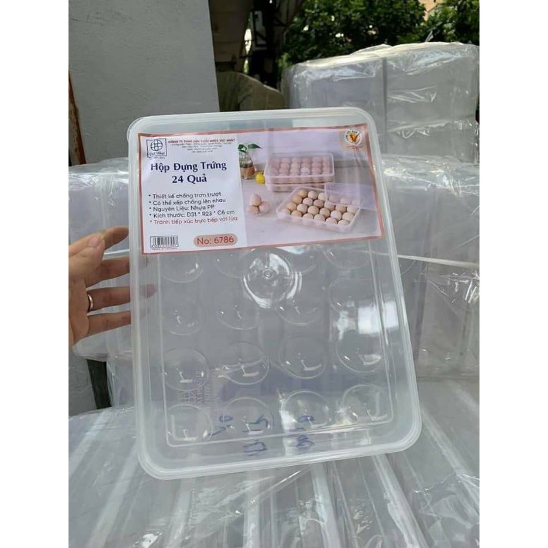 Hộp đựng trứng 24 quả, xếp chồng nhau được