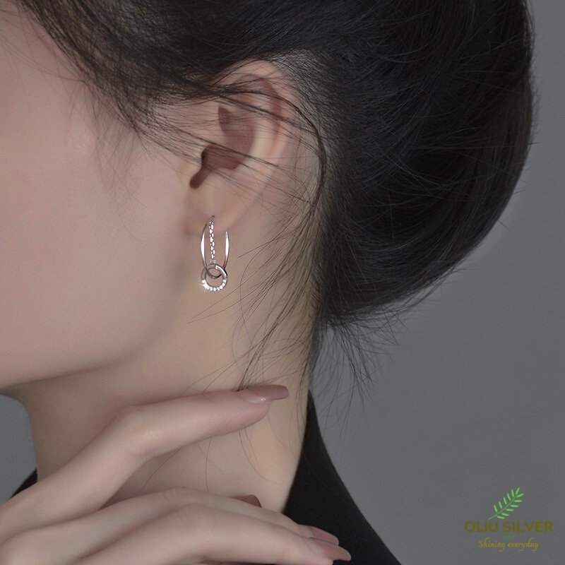 Bông Tai Bạc S925 Chữ C Crystal Round Trẻ Trung Cá Tính | Khuyên Tai Nữ Trang Sức Bạc 925