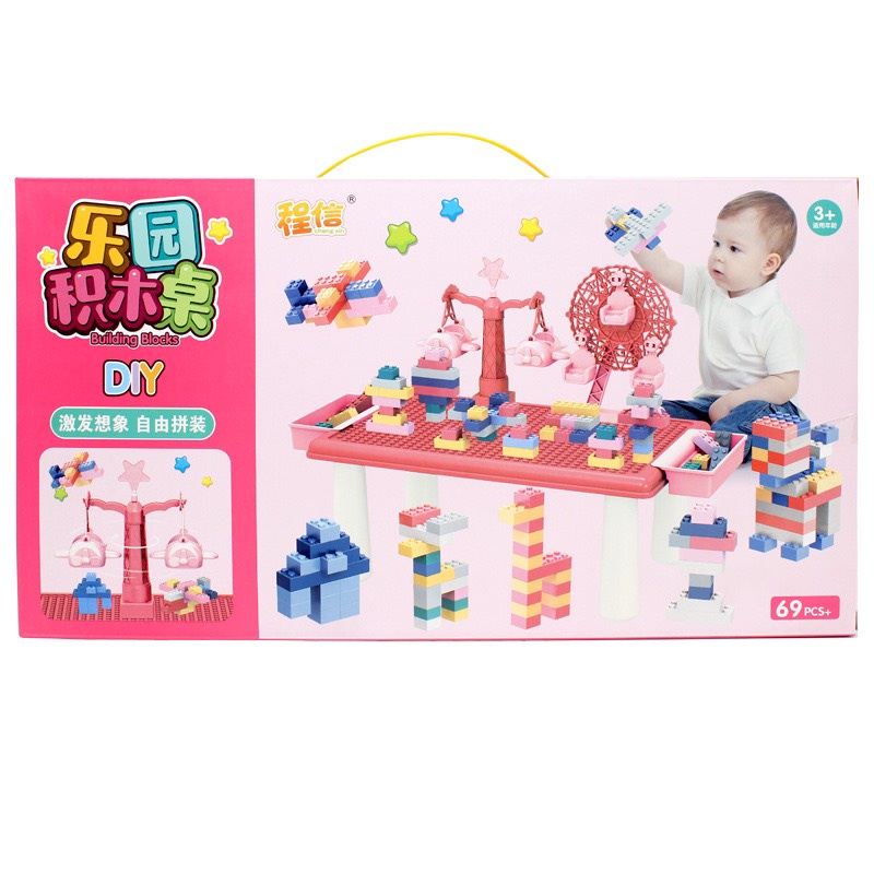 Bàn lắp ghép lego sáng tạo, màu sắc tươi sáng