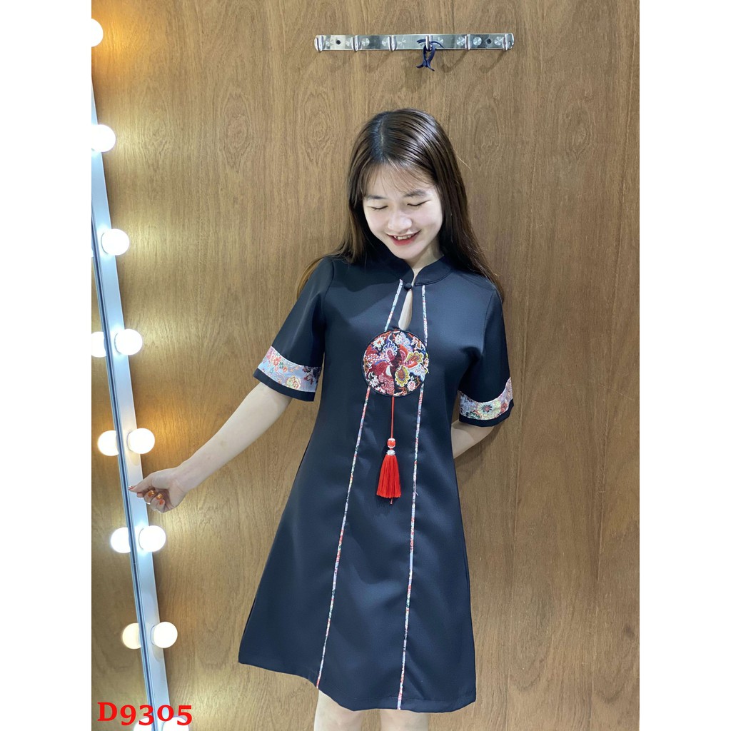 Đầm gấm đỏ áo dài cách tân nữ thêu hoa văn cao cấp ZOMI | BigBuy360 - bigbuy360.vn