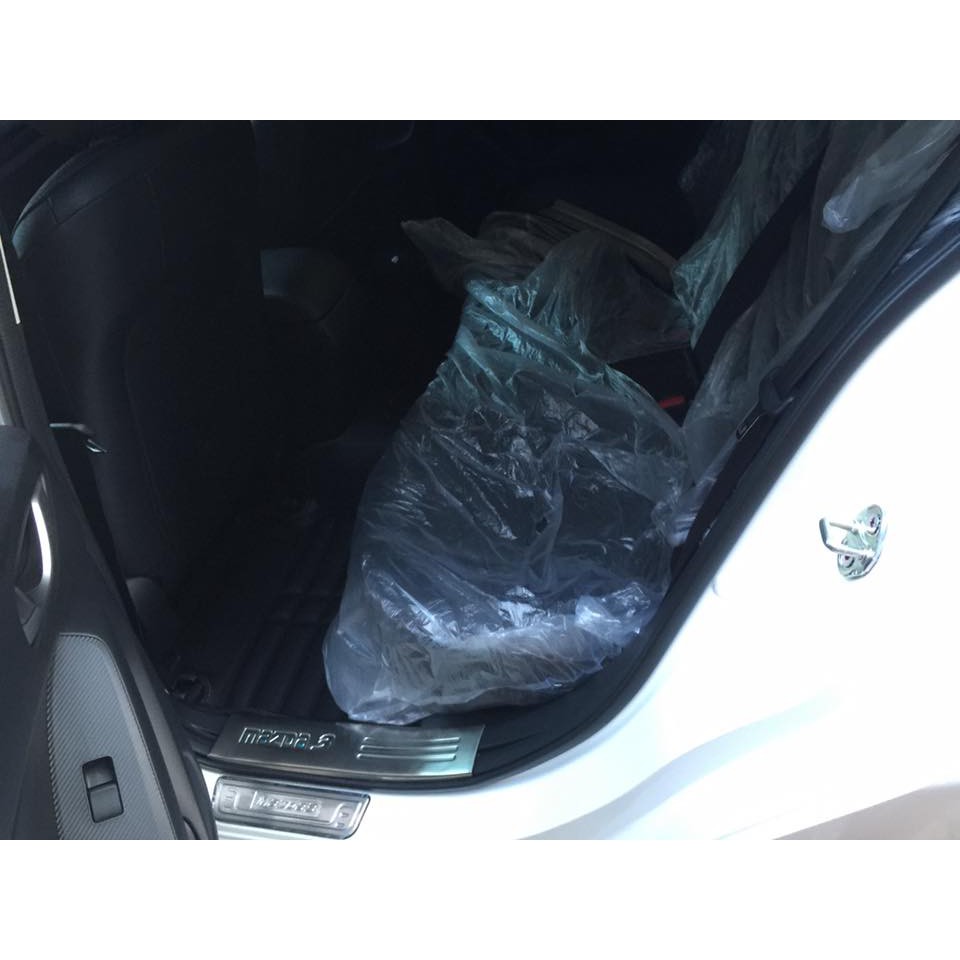 Ốp Bậc Cửa, Nẹp Bước Chân MAZDA 3 2014 đến 2020 Mẫu Inox Cao Cấp