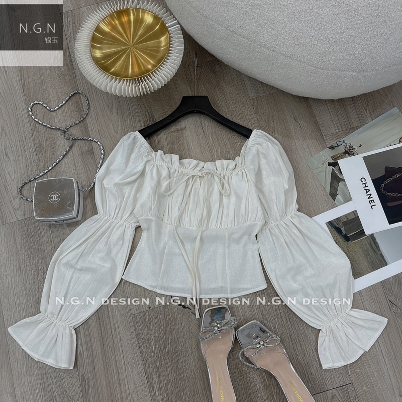 Áo Dài Tay Cổ Vuông Be Xinh