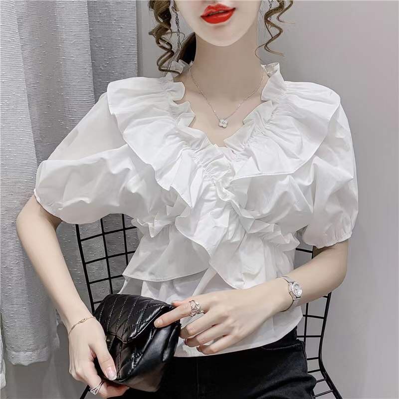 Áo kiểu croptop cổ V bèo tay bo Daisy mã AK2053