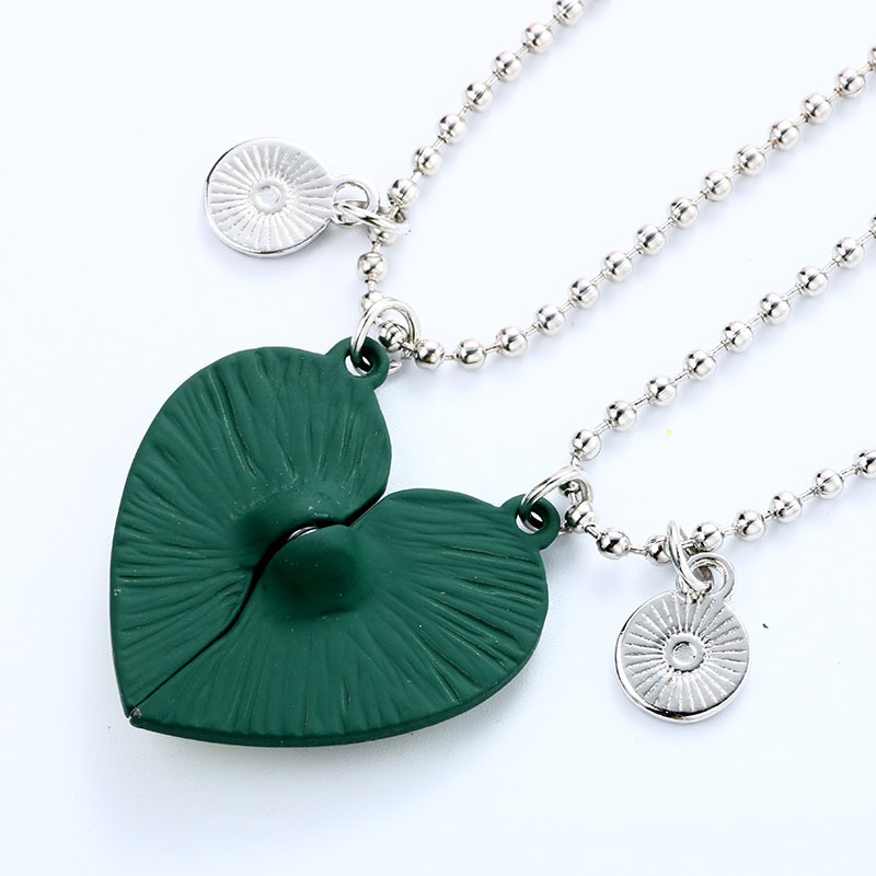 Vòng cổ Mặt Hình Trái Bơ / Trái Tim Dễ Thương Cho Cặp Đôi