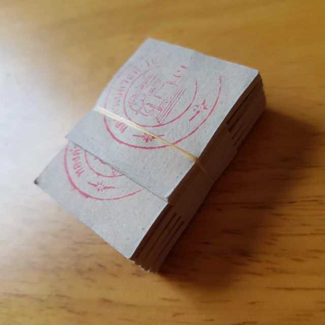 Miếng dát vàng