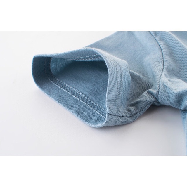 Áo thun tay ngắn in hình cá mập dễ thương cho bé trai