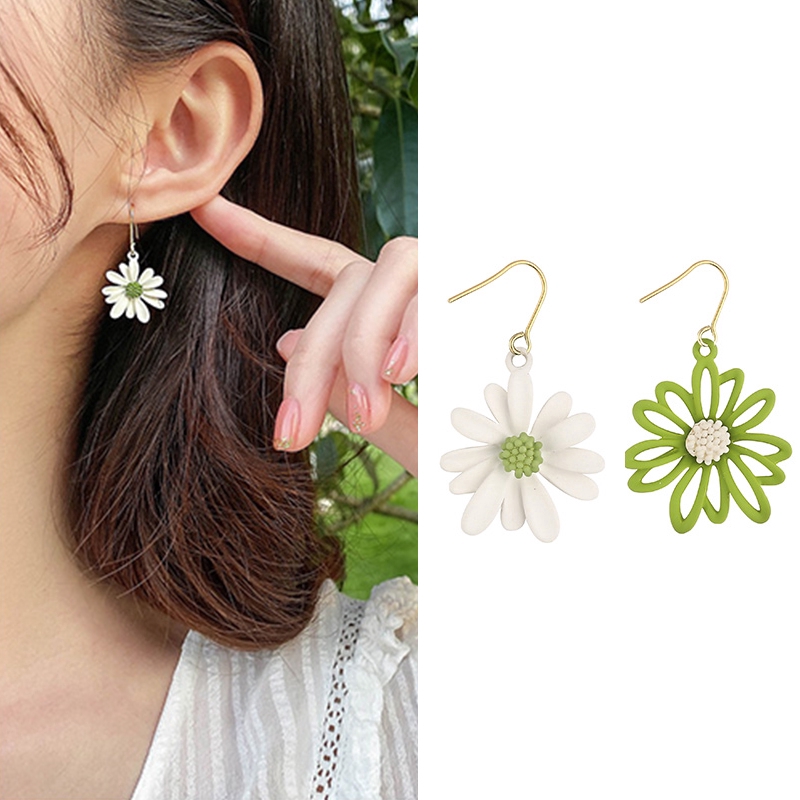 Bông tai Earrings Daisy Flower Pandent Earring Women Charm Fashion Jewelry Accessories