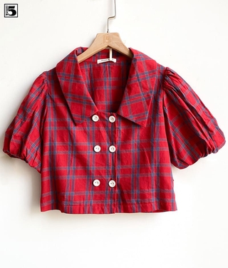 Áo sơ mi cổ to tay bồng 2 lớp croptop 2 hàng cúc Twentyfive M1106