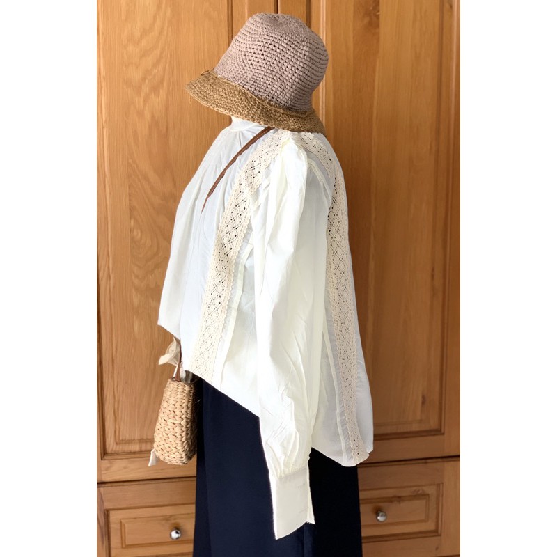 ÁO KIỂU TIỂU THƯ PHỐI REN CÓ CỔ- A06K | BigBuy360 - bigbuy360.vn