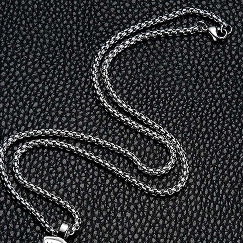 Vòng cổ Mặt Hình Vương Miện Bằng Thép Không Gỉ Phong Cách Retro Cho Nam