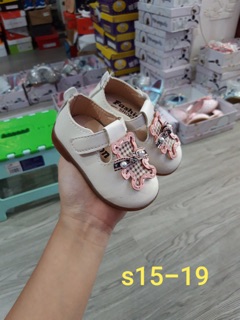 Giày bé gái đồng giá 120k