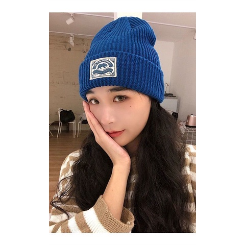Mũ len màu xanh dương đậm thời trang thu đông Hàn Quốc 2021