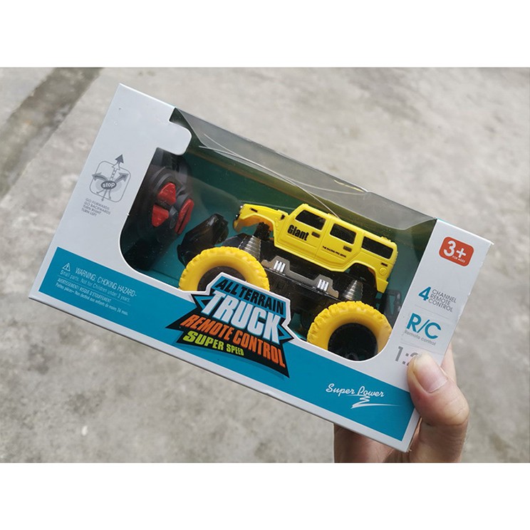 Xe ô tô điều khiển từ xa tốc độ cao dẫn động 2 bánh, vượt mọi địa hình, bền bỉ chắc chắn  - KAVY