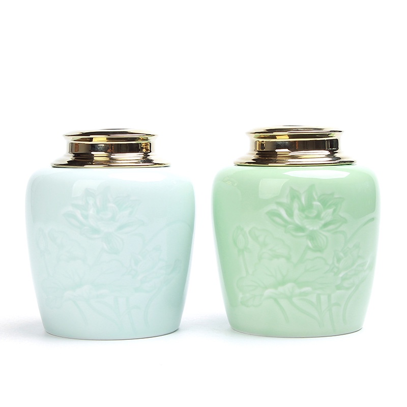 Hũ, Bình đựng trà bằng sứ men ngọc cao cấp với họa tiết hoa sen khắc chìm