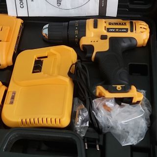 Khoan pin dewalt 24v có búa