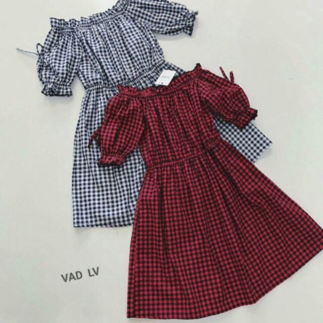 Đầm bẹc vai chất kate
