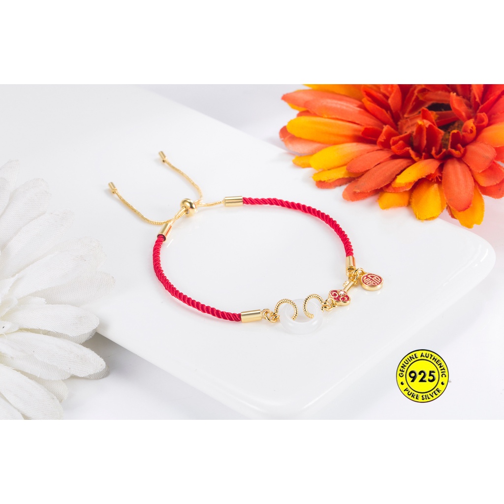 Vòng Tay Dây Đỏ Mặt Thẻ May Mắn Cho Nữ