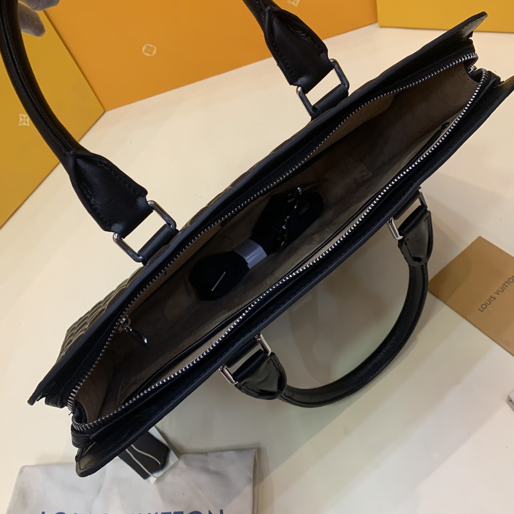 Cặp laptop tài liệu LV 39x29x6 cm Khoá số CLV-01 | BigBuy360 - bigbuy360.vn