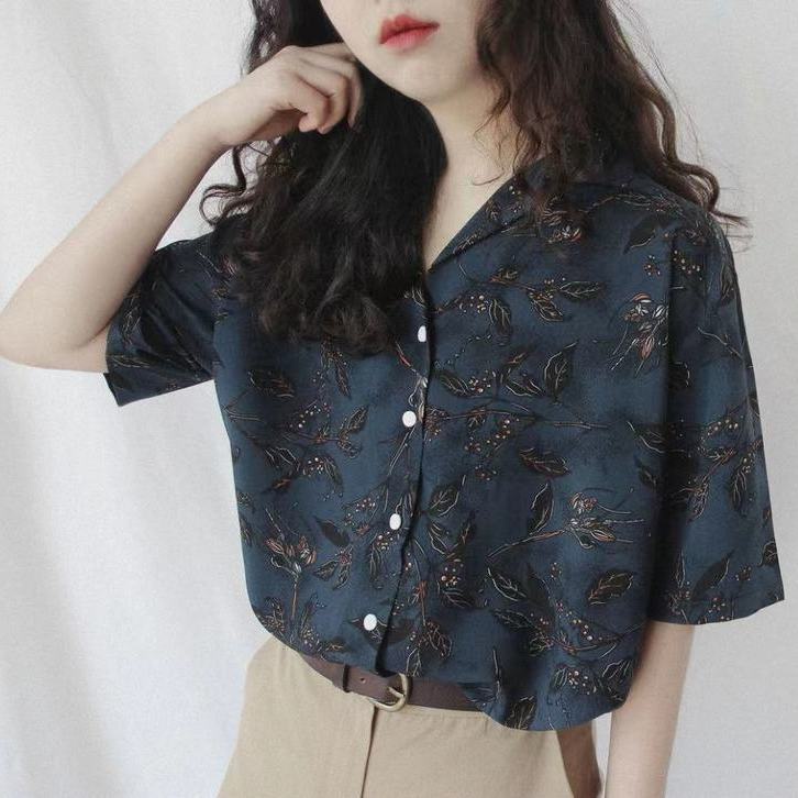 Áo Sơ Mi Ngắn Tay Dáng Rộng In Họa Tiết Retro Cá Tính Theo Phong Cách Hongkong Dành Cho Nữ