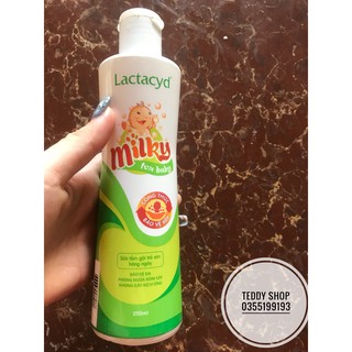 Sữa tắm LACTACYD MILKY 250ml 400