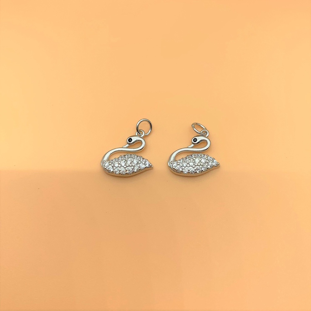 Charm treo thiên nga đính đá bạc thái - Charm Bạc 925 - Mã CA510