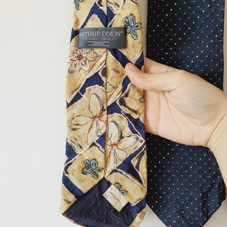 Cà vạt vintage Nhật - em và nắng