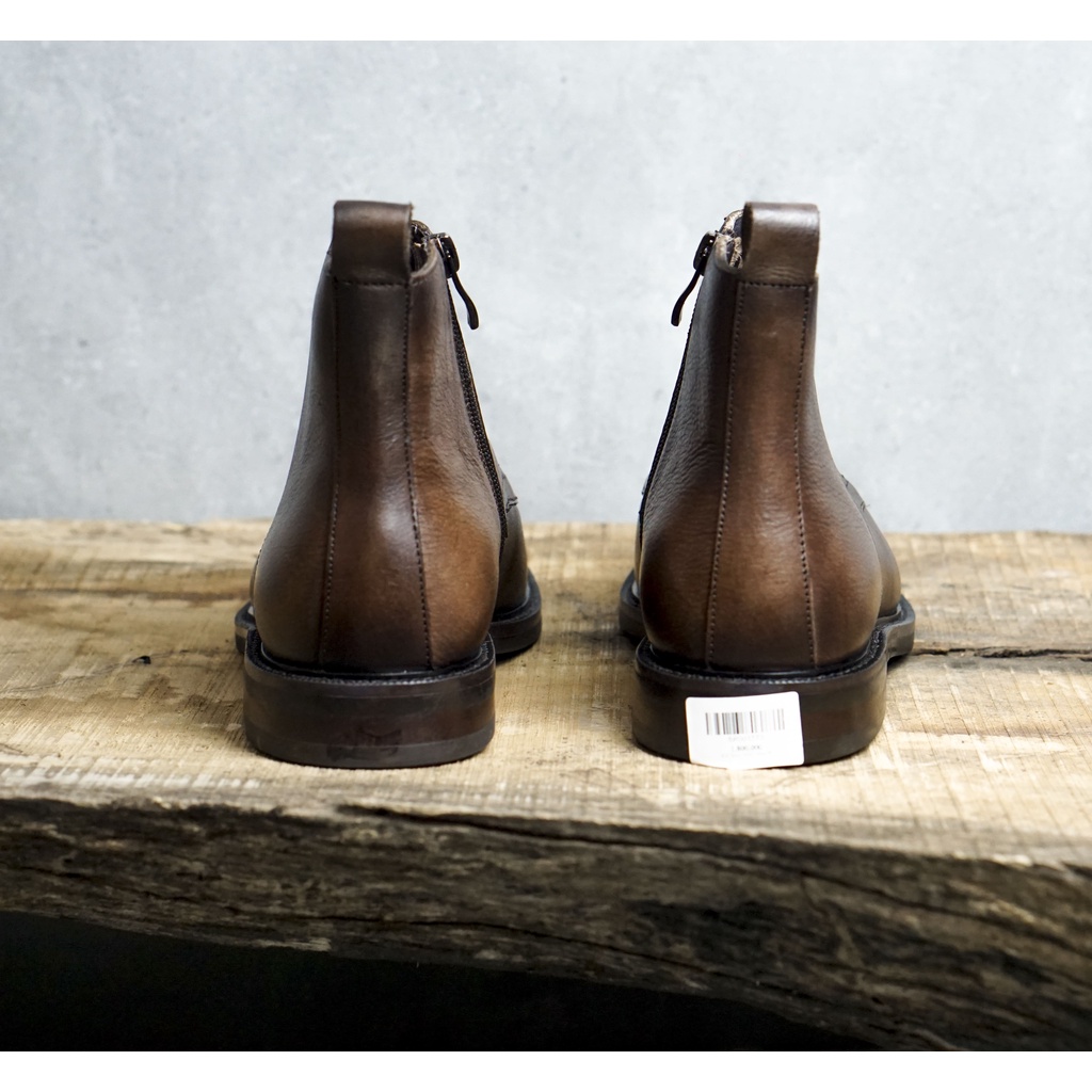 Giày boot cổ lửng zip kéo hông da bê sang trọng nam tính màu nâu ZANE