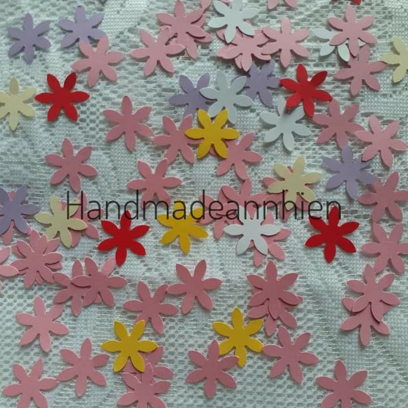 50 hoa 6 cánh 2.1cm, bằng giấy màu - thủ công mầm non cho bé - hình trang trí thiệp 3D, Valentine, sinh nhật