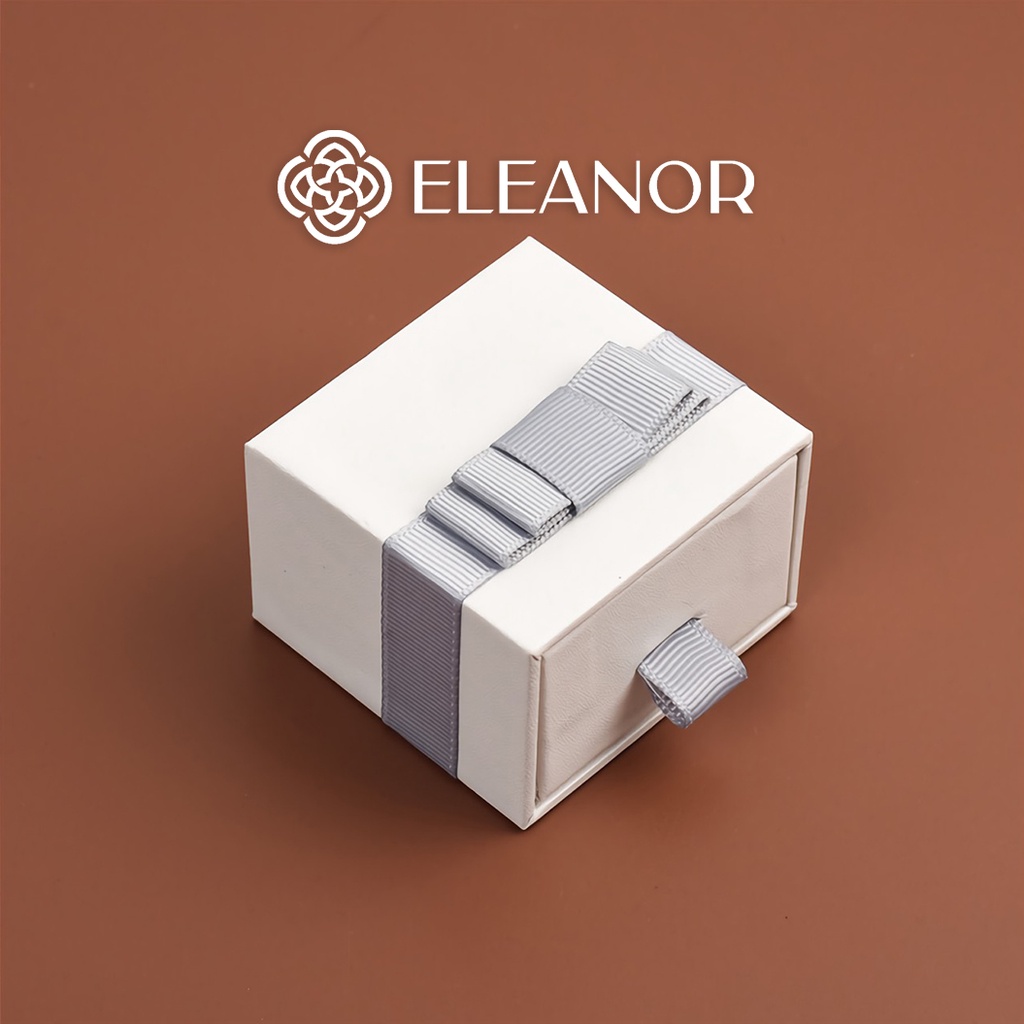 Hộp Quà Eleanor Đựng Nhẫn Màu Trắng Đính Nơ Xám Đơn Giản - SP001110