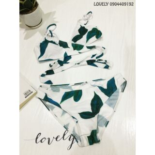 Bikini buộc vạt
