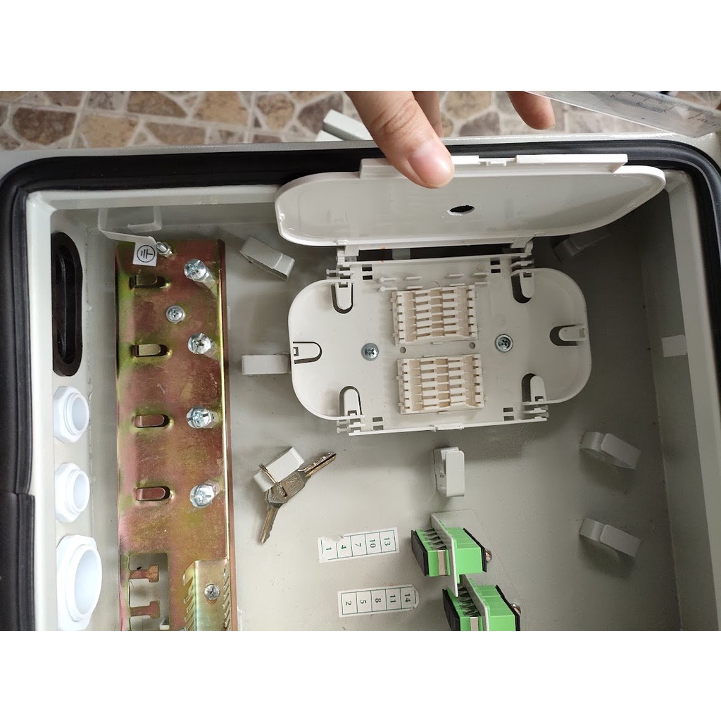ODF 16Fo ngoài trời đầy đủ phụ kiện chuẩn SC/APC