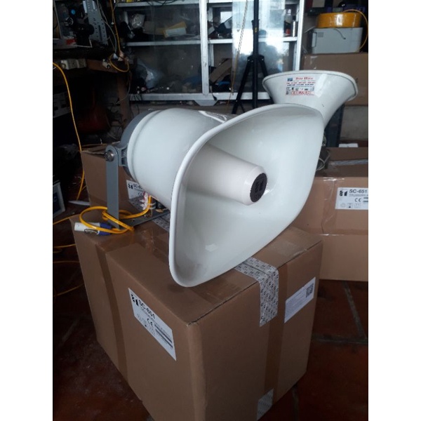 Loa toa sc651 gắn sẵn phân tần trống cháy loa
