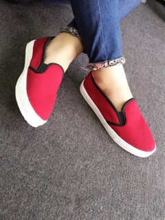 Giày slip on trơn