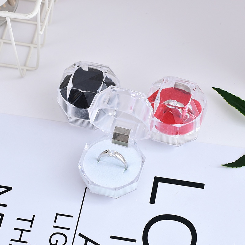 Hộp đựng trưng bày nhẫn cưới / quà Valentine bằng acrylic 3 màu trong suốt
